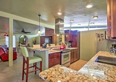 Tucson Vacation Rentals, Big Back Yard, The kitchen has everything you need to cook up recipes